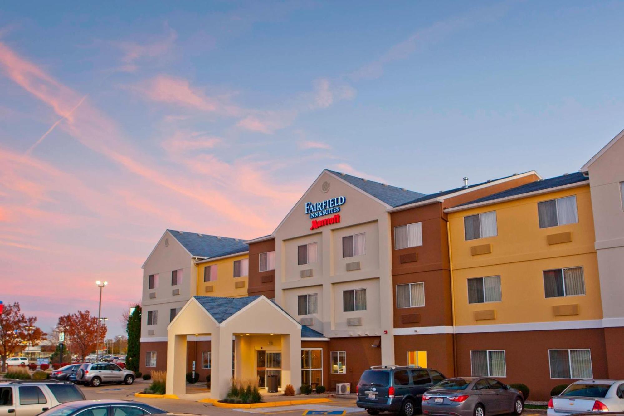 Fairfield Inn & Suites By Marriott Σαμπέιν Εξωτερικό φωτογραφία