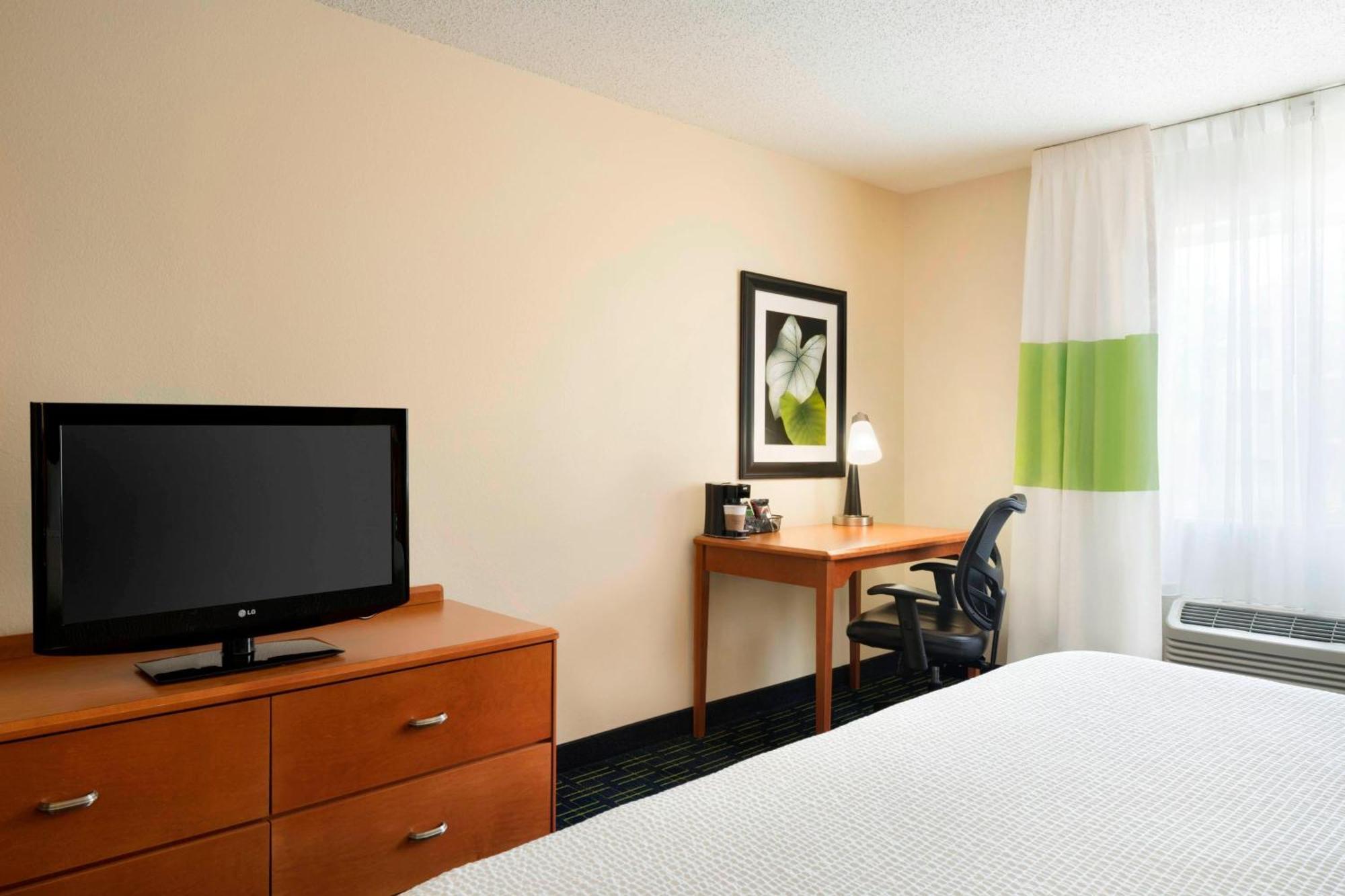 Fairfield Inn & Suites By Marriott Σαμπέιν Εξωτερικό φωτογραφία